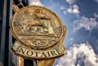 The Difference Between a Notary Public and a Lawyer