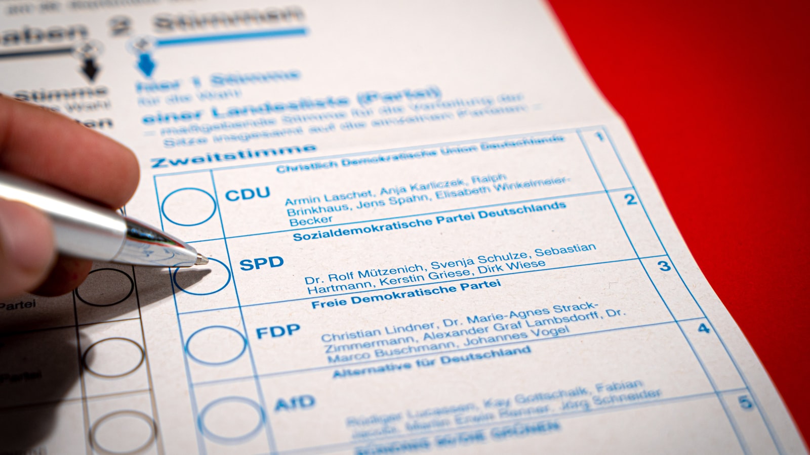Apostille vs Notarization in 2026: What Signers Need to Know Before Sending Documents Abroad