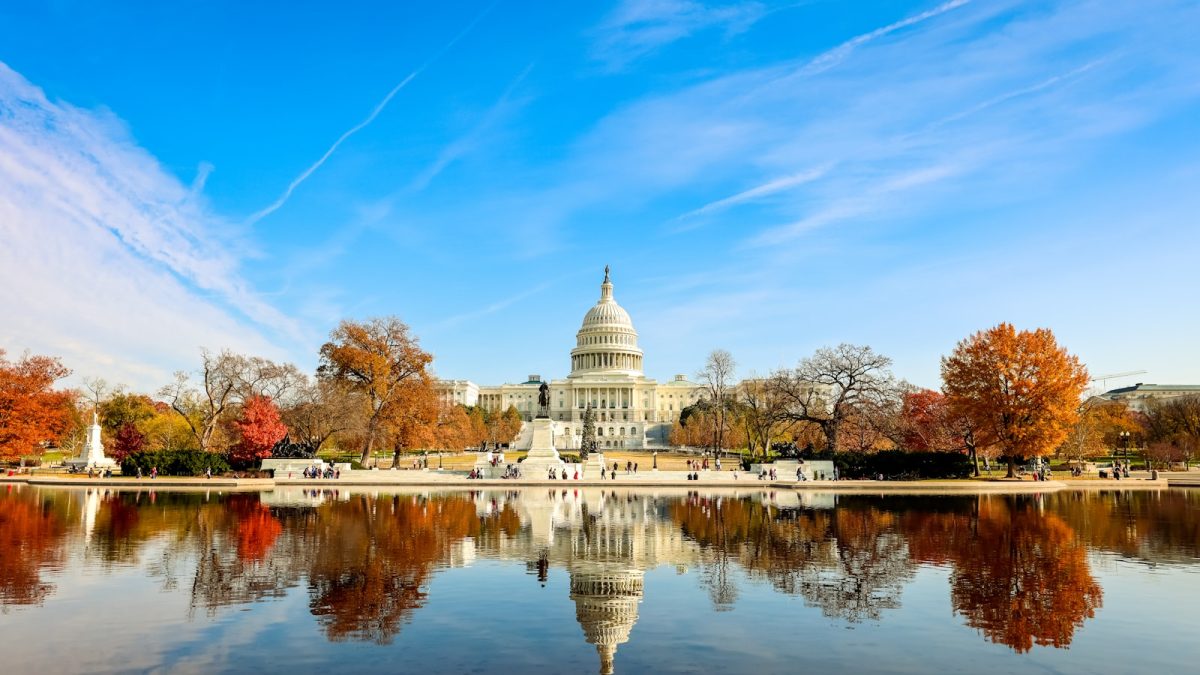 Washington Notary Public in 2026: What to Know About Remote Notarial Acts, Technology, and Real-World Use Cases